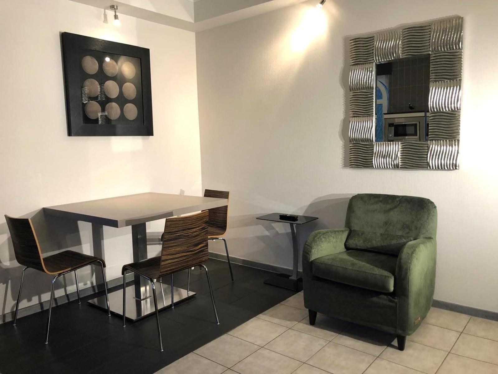 关帝公寓式酒店 Bour 外观 照片